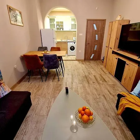 Стара Варна - Уют До Морето Apartment